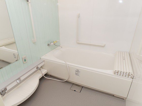 有料老人ホーム うるおい川の音