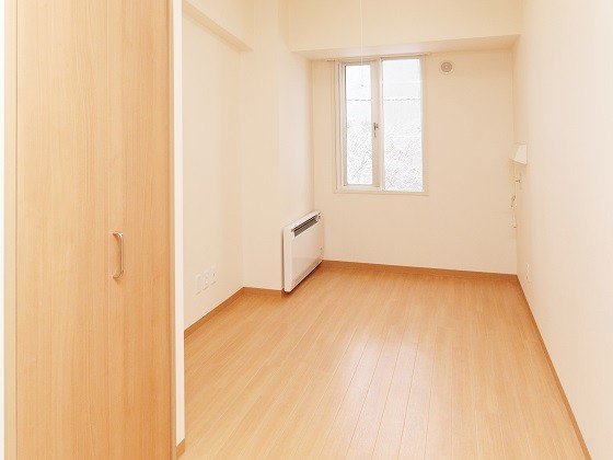 有料老人ホーム うるおい川の音