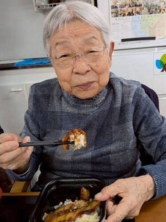 テイクアウトお楽しみ昼食🍚