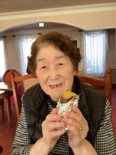 焼き芋を食べよう!