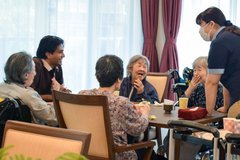 カローレ茶話会☕