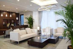 調度品も揃いつつ…