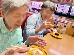 お誕生日会inスシロー