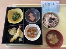 開所記念の食事