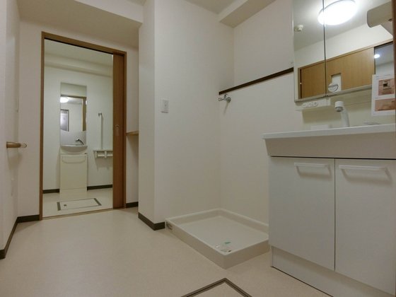 アクティ綾小路