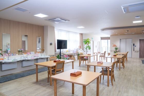 メニーピープル広島石内