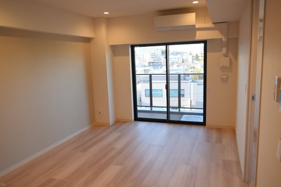 Rakuju Residence 大倉山