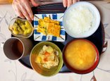 本日の昼食(チヂミ&肉じゃが)
