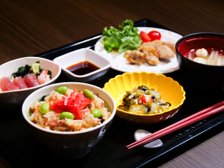 温度にまでこだわった毎日のおいしいお食事