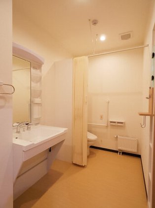 サービス付き高齢者向け住宅かえで