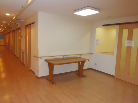 エヌズコート赤川