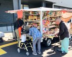 大盛況の移動販売