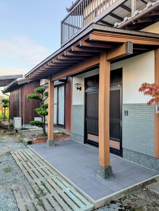 ホームシェアリー三潴