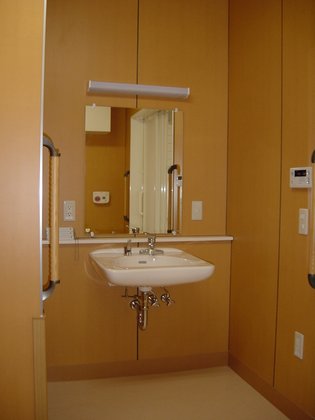 そんぽの家西岡山