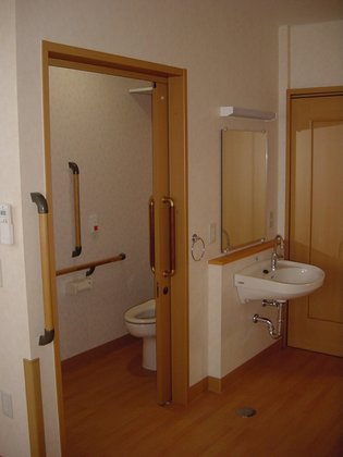 そんぽの家西岡山