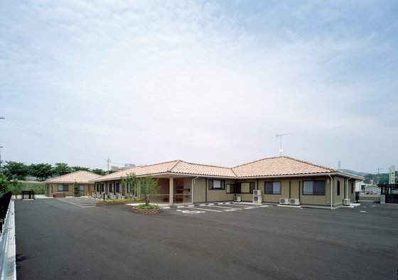 そんぽの家津高