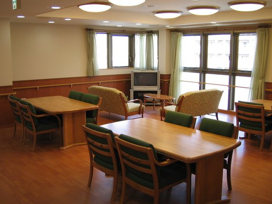 そんぽの家鶴見緑地