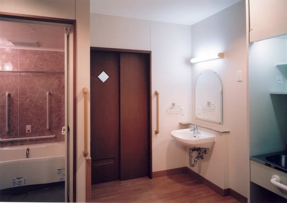 そんぽの家港南台