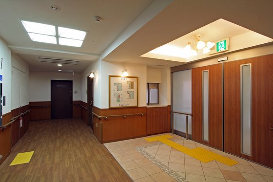 そんぽの家西田辺駅前