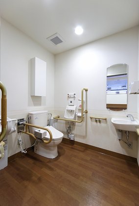 そんぽの家三鷹中原