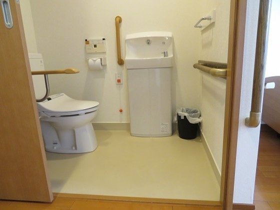 そんぽの家交野駅前