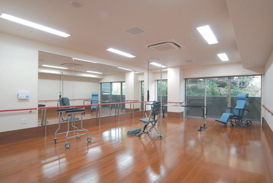 ＳＯＭＰＯケアラヴィーレ久地