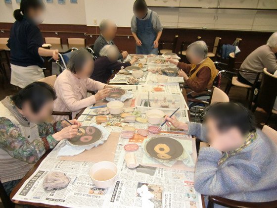 ＳＯＭＰＯケアラヴィーレレジデンス泉中央