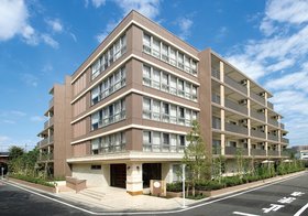 ＳＯＭＰＯケアラヴィーレ成城南