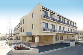 ＳＯＭＰＯケアラヴィーレ伊勢原