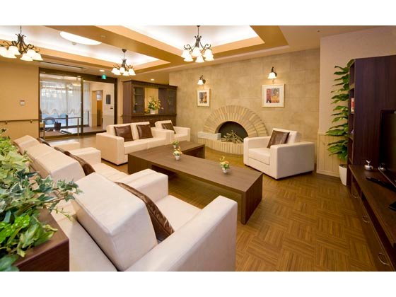 ＳＯＭＰＯケアラヴィーレ伊勢原