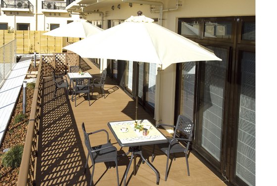 ＳＯＭＰＯケアラヴィーレ伊勢原