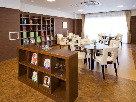 ＳＯＭＰＯケアラヴィーレ綱島