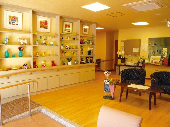 ＳＯＭＰＯケアラヴィーレ本厚木