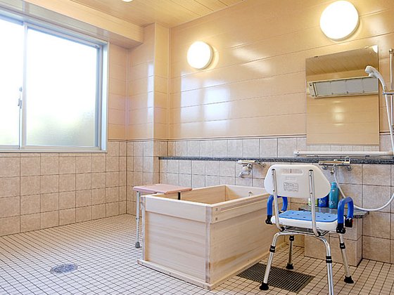 ＳＯＭＰＯケアラヴィーレ葉山