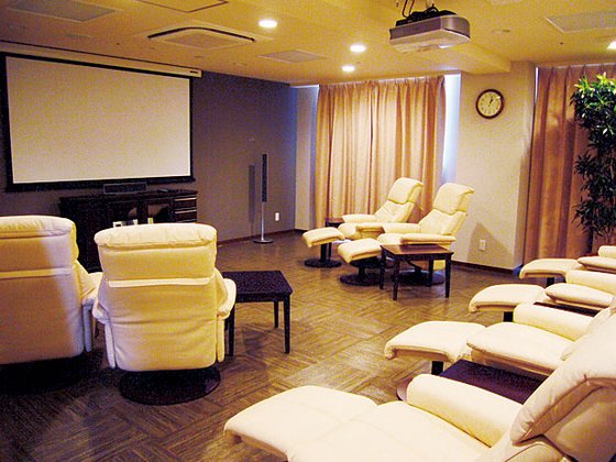 ＳＯＭＰＯケアラヴィーレ葉山