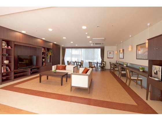 ＳＯＭＰＯケアラヴィーレ座間谷戸山公園