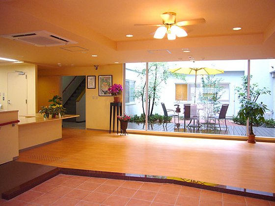 ＳＯＭＰＯケアラヴィーレ横浜緑園都市