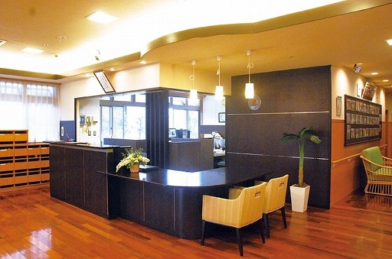 ＳＯＭＰＯケアラヴィーレ湘南平塚