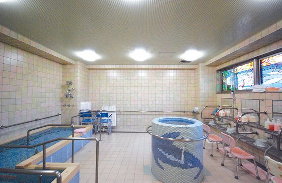 ＳＯＭＰＯケアラヴィーレ湘南平塚