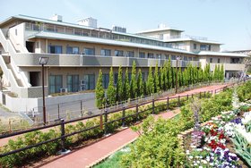 ＳＯＭＰＯケアラヴィーレ高座渋谷