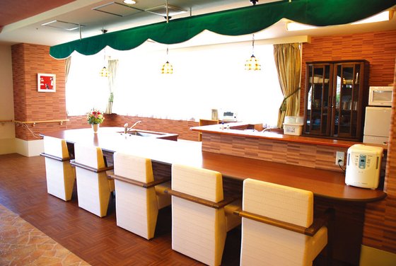 ＳＯＭＰＯケアラヴィーレ高座渋谷