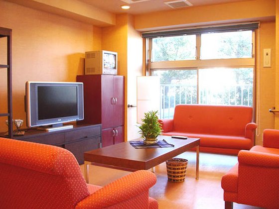 ＳＯＭＰＯケアラヴィーレ高津