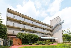 ＳＯＭＰＯケアラヴィーレ小田急相模原