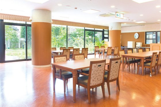 ＳＯＭＰＯケアラヴィーレ小田急相模原