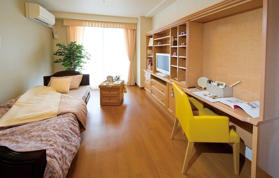 ＳＯＭＰＯケアラヴィーレ南浦和