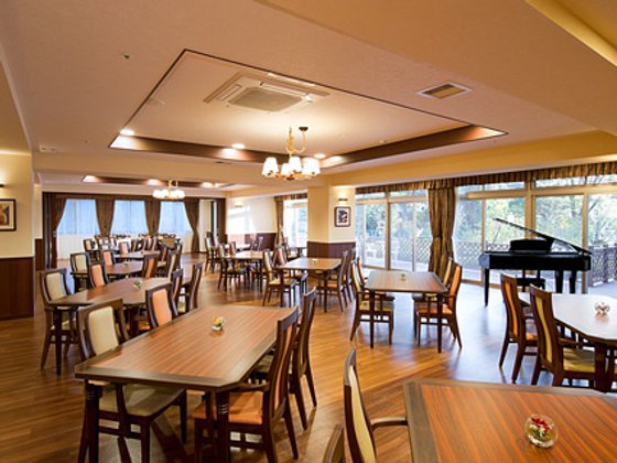 ＳＯＭＰＯケアラヴィーレ南浦和