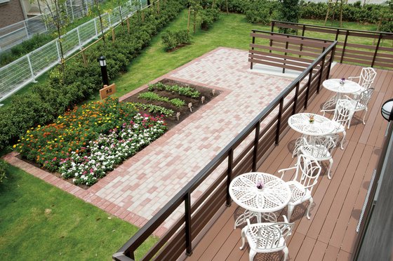 ＳＯＭＰＯケアラヴィーレ草加松原