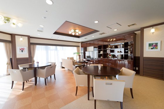 ＳＯＭＰＯケアラヴィーレ戸塚