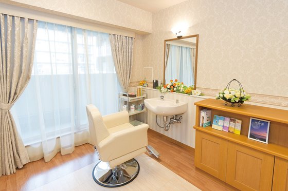 ＳＯＭＰＯケアラヴィーレ中央林間