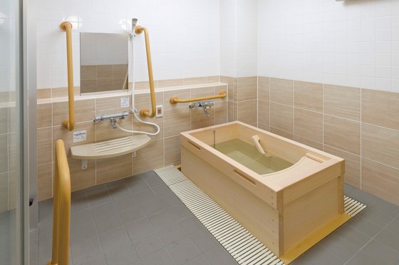 ＳＯＭＰＯケアラヴィーレ衣笠山公園